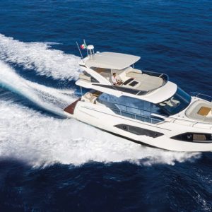 absolute 47 fly boat test yacht review running shot 920x575 1